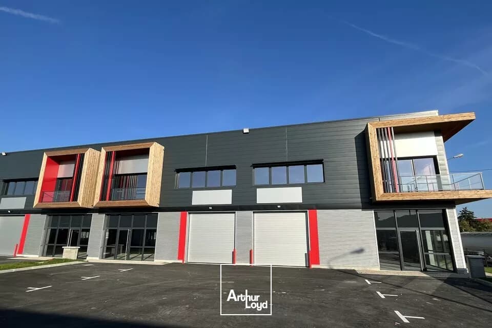 LE HAVRE - EXCLUSIVITÉ - LOCAUX D'ACTIVITÉ - 720 M2