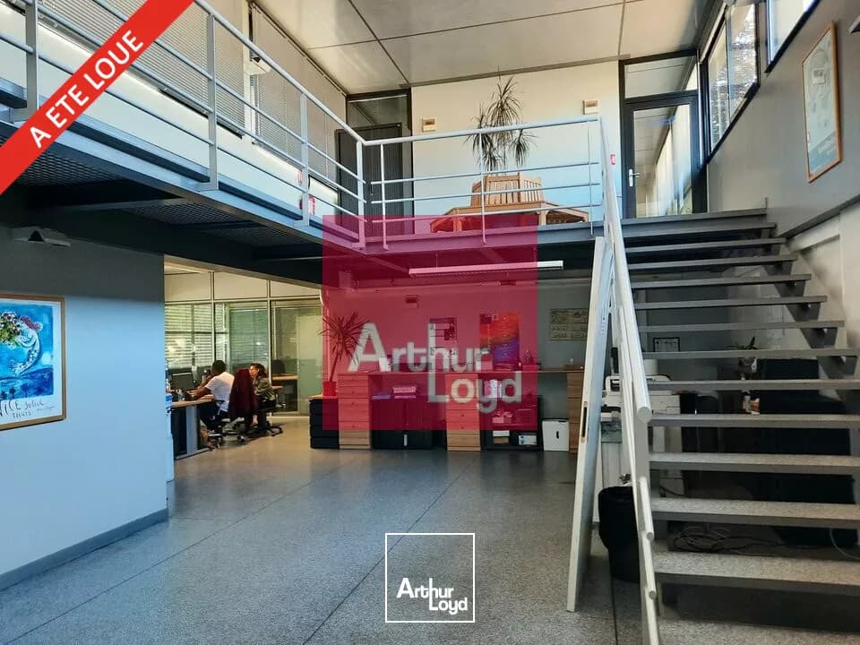CLERMONT-FERRAND LA PARDIEU A LOUER BUREAUX 370 M²