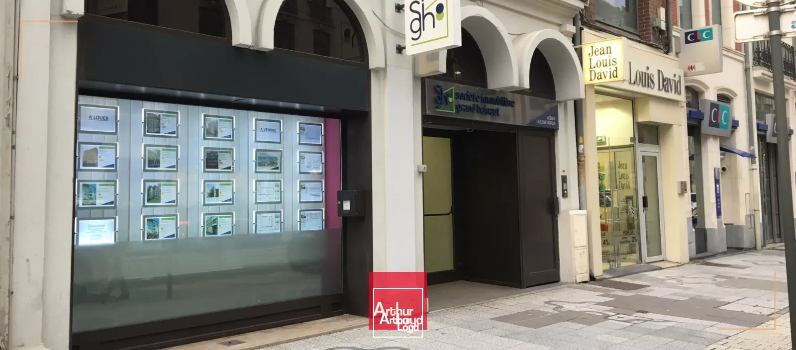 Location local commercial centre ville Lille avec sous sol exploitable