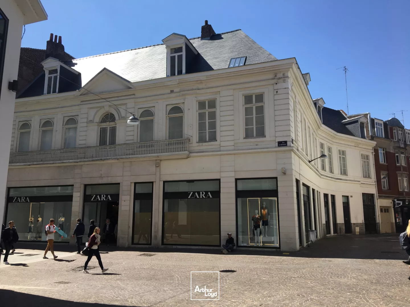 LOCAL COMMERCIAL "PRIME" À LOUER À LILLE / RUE DE BÉTHUNE